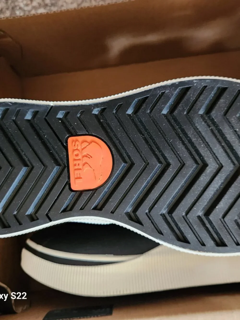 SOREL Out N About IV Waterproof Duck Boot - Kids. Size 5